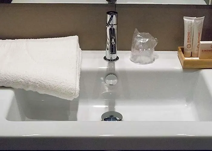 Lvg Hotel Collection - San Giovanni 4* Roma